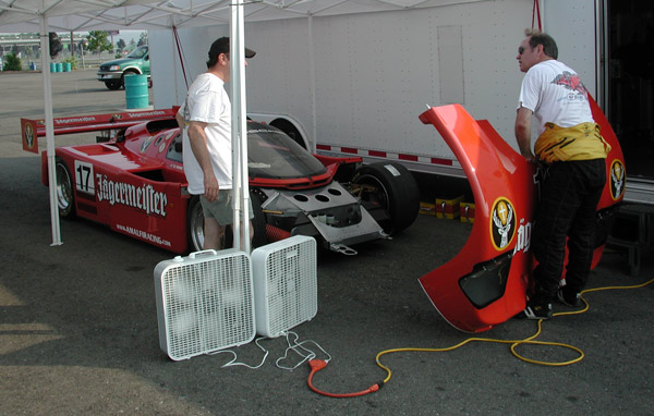 962a